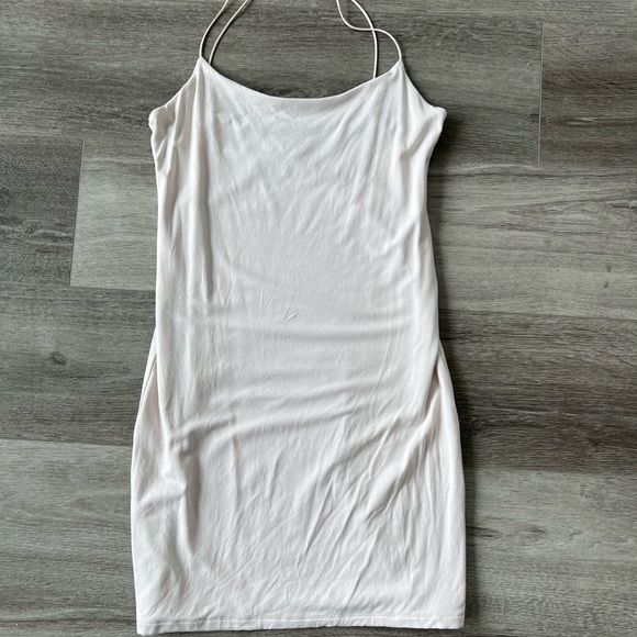 Baby pink bodycon mini dress from aritzia - Picture 1 of 2